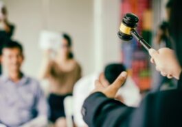 Leilão de motos, carros e imóveis: dicas, regras e cidades