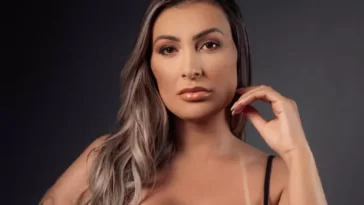 Andressa Urach se converteu?