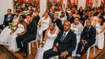 Casamento coletivo: Vale a pena?
